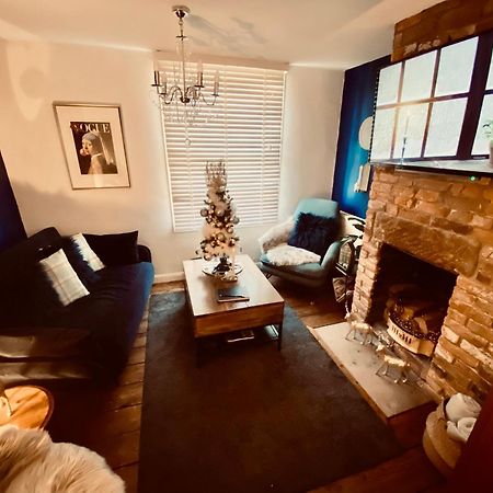 The Tenth House, Grade II Listed Georgian Town House, Wirksworth, Derbyshire, Peak District Cottage, Sleeps 4 Exterior foto