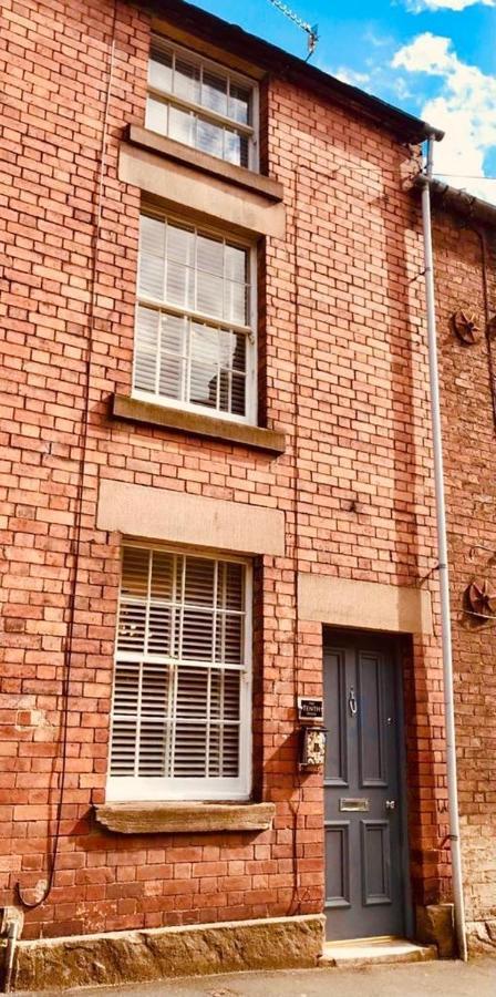 The Tenth House, Grade II Listed Georgian Town House, Wirksworth, Derbyshire, Peak District Cottage, Sleeps 4 Exterior foto